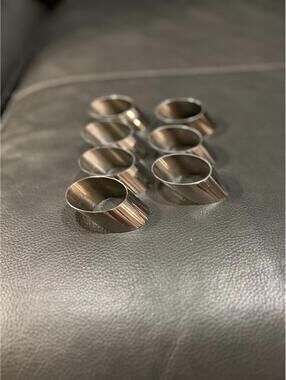 Set of 7 Vintage Leonard Silverplate Napkin Rings, Hong Kong